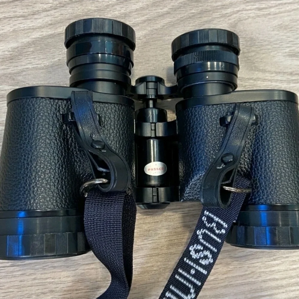 Bushnell InstaFocus Black Binoculars